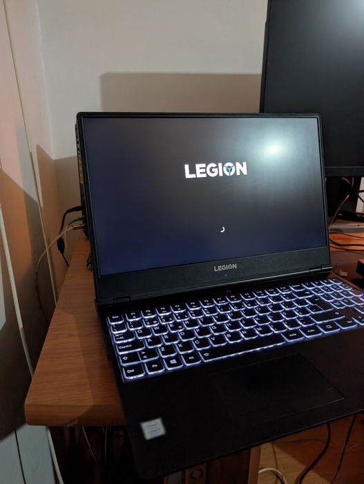 Portátil Legion Y540-15IRH-PG0