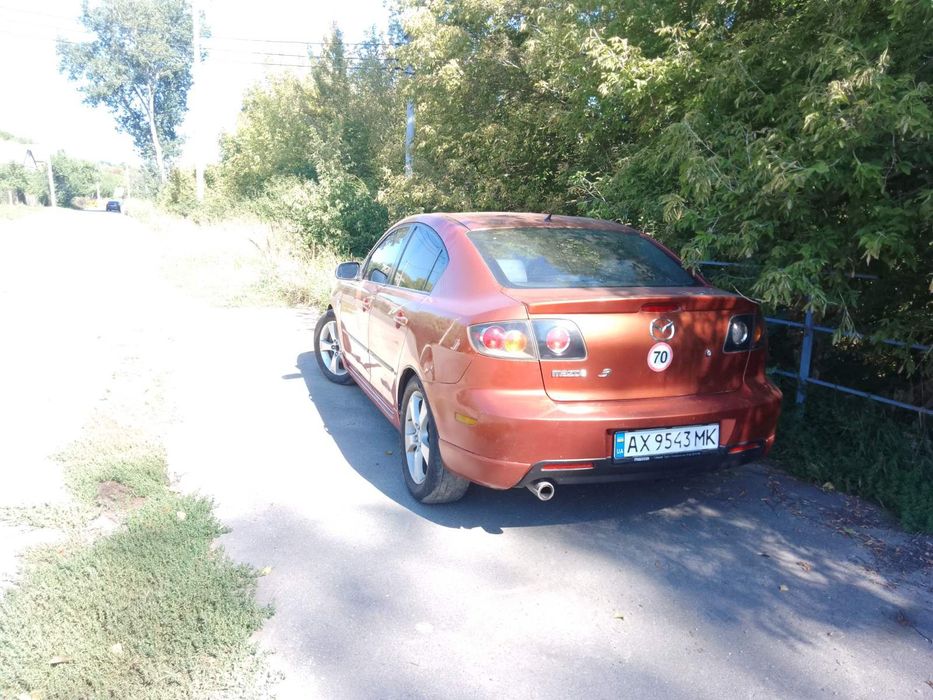 Продам авто мазда 3