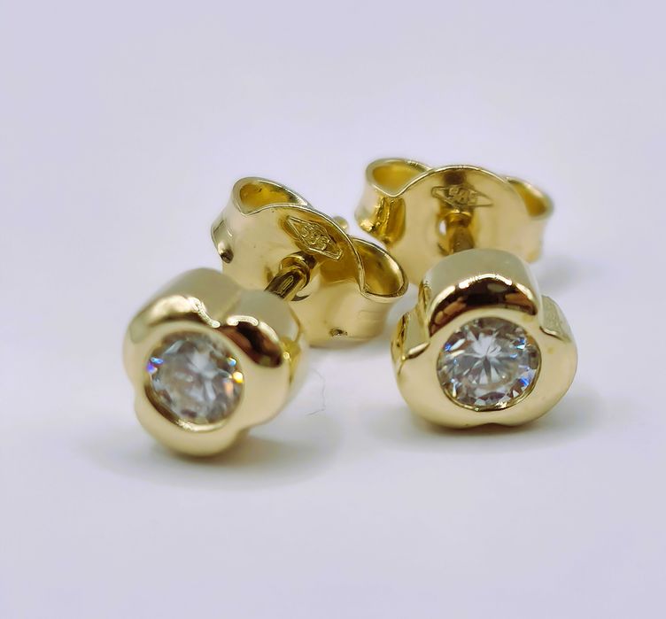 Złote Kolczyki Sztyfty Pr. 585 z Moissanitami 3mm - Klasyka Bezel