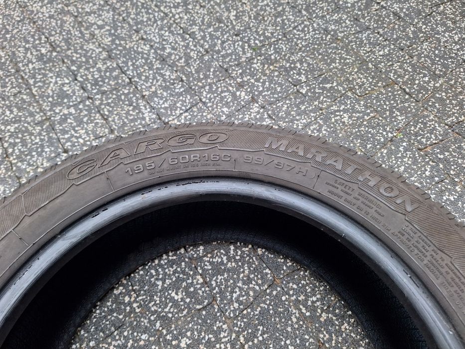 Sprzedam opony 195/50 R16C Goodyear Cargo