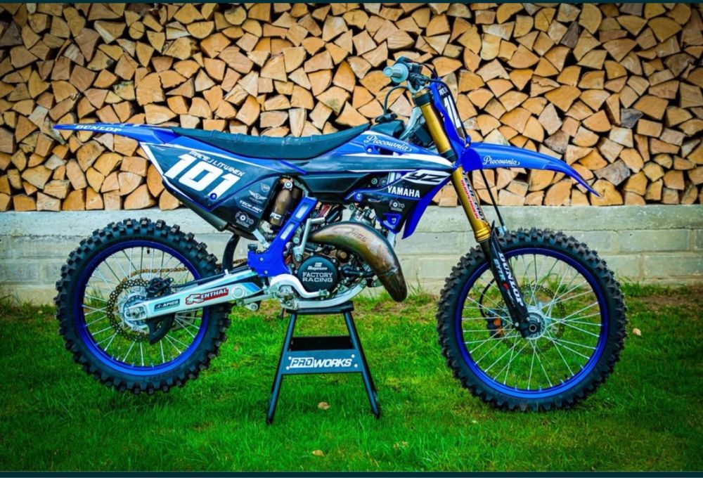 Yamaha YZ 125 – 2023 Stan IDEALNY Tylko 8 mth Dużo dodatków!