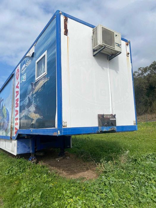 Semi reboque de Exposição