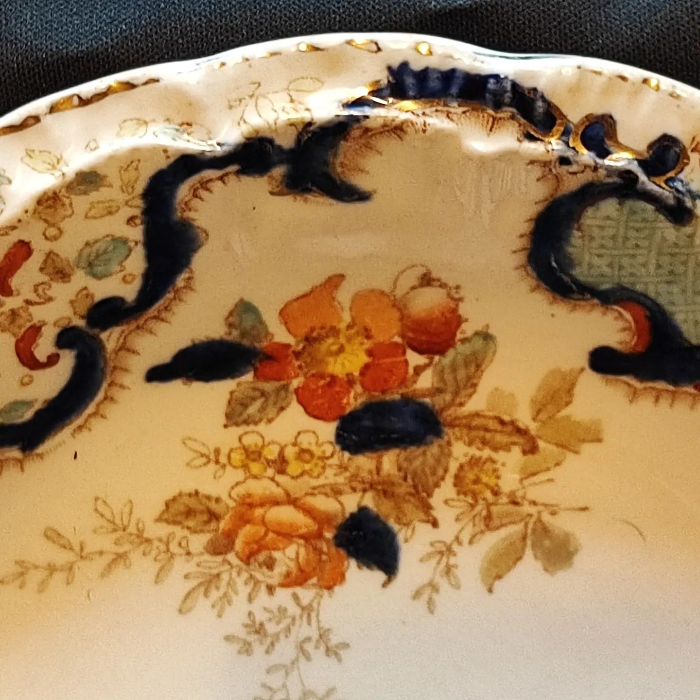 Старинное блюдо Ridgways Royal Semi Porcelain