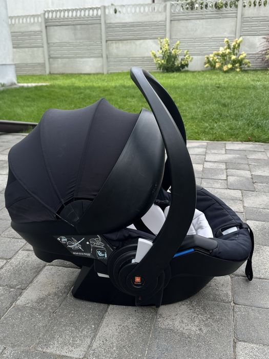 Автокрісло Stokke iZi Go Modular X1 by BeSafe, 0+ колірBlack