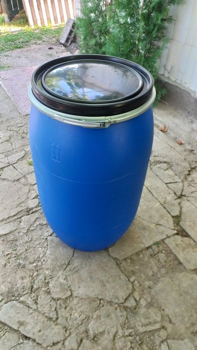 Продам бочки 180-200-220литров