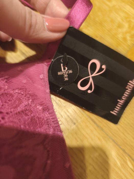 Biustonosz nowy 80 B Hunkenmöller