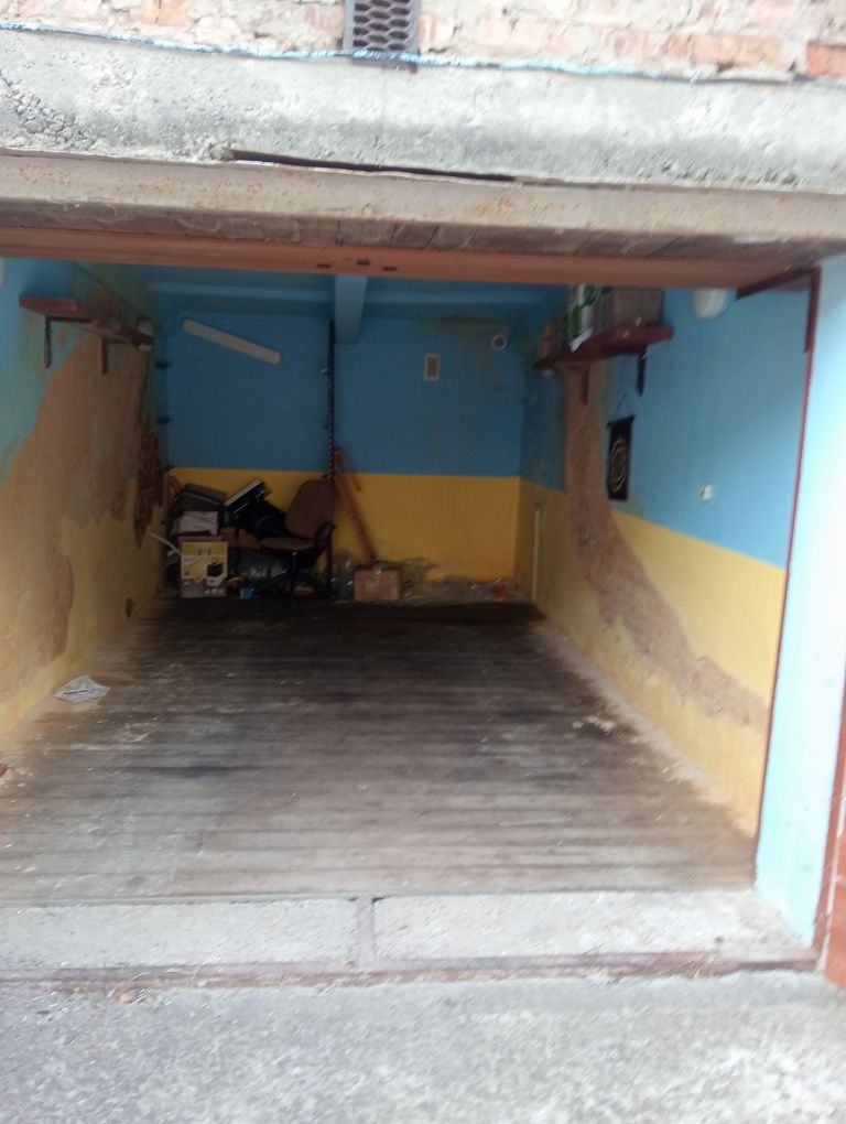 Продам гараж а/к 17 ранен київська