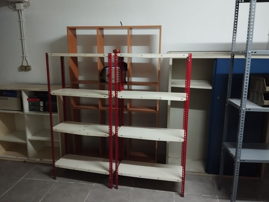 Lote de várias peças para desocupar