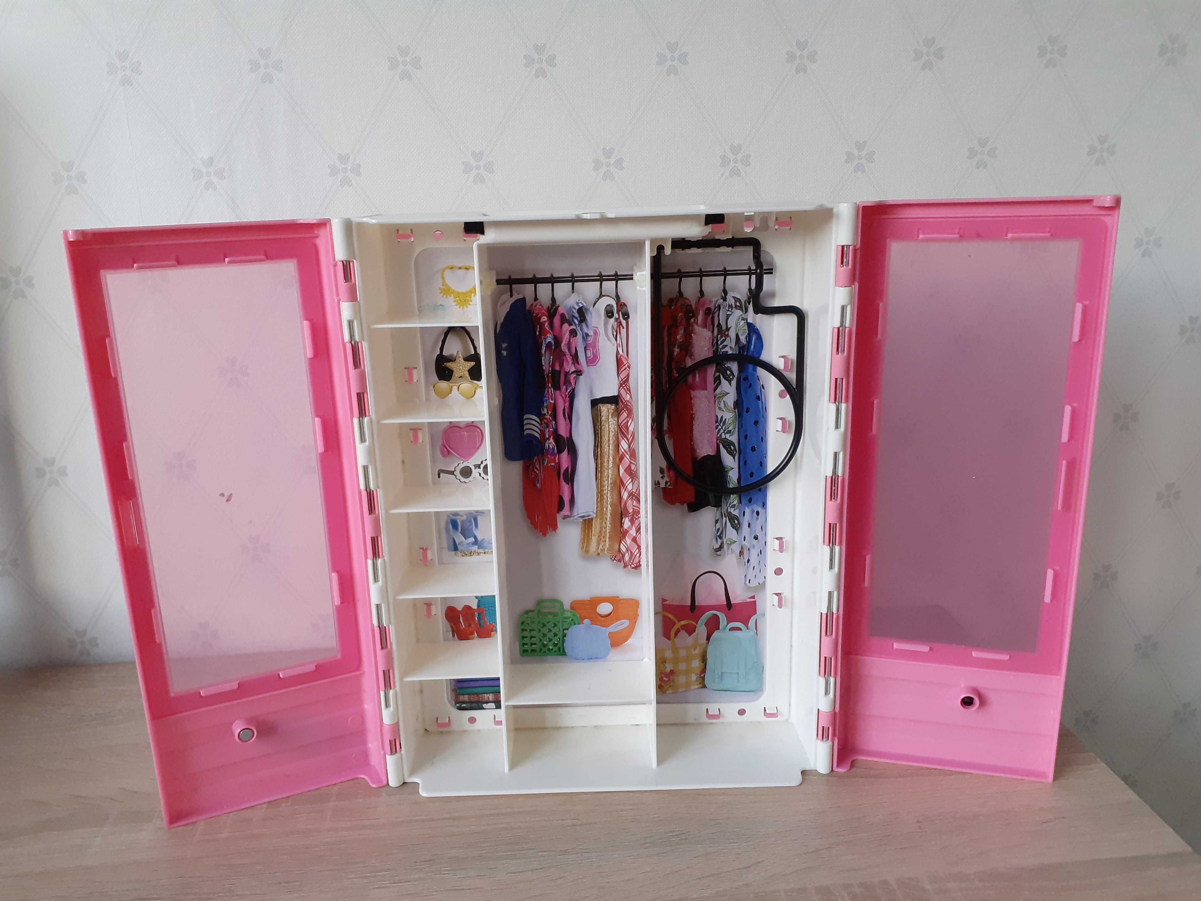 Barbie szafa na ubrania