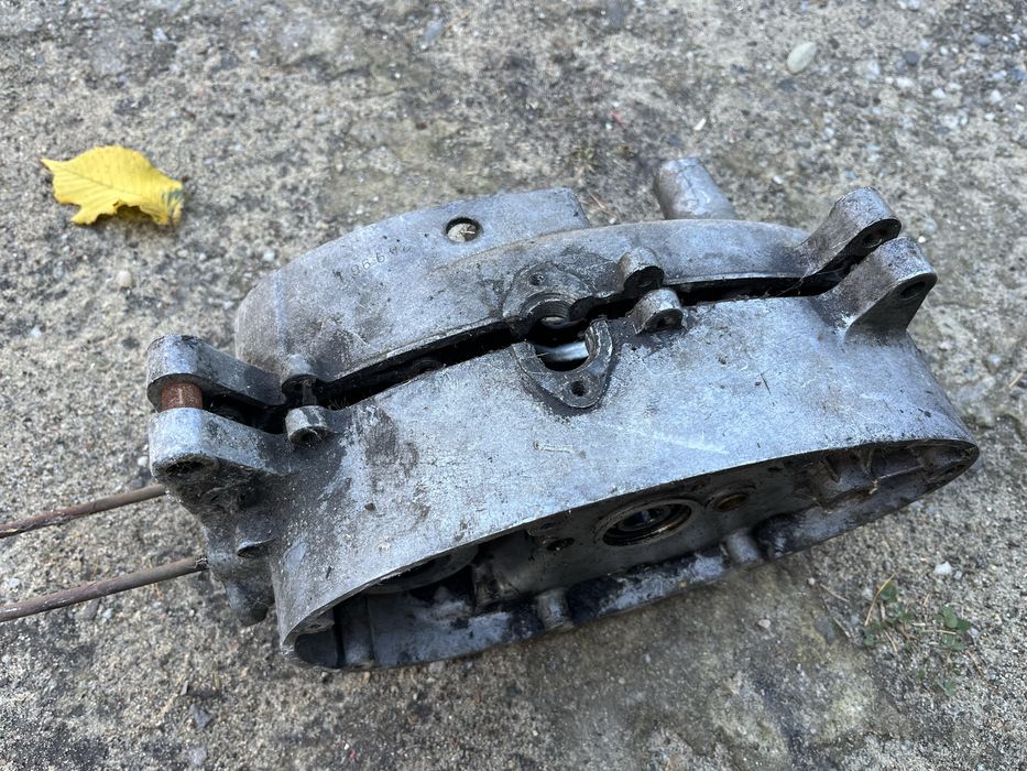 Jawka Jawa 50 mustang kaczka Romet Ogar silnik ki kartery skrzynia 223