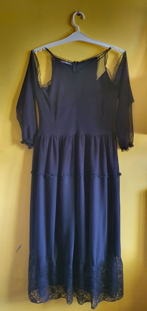 Sukienka Hiszpanka czarna plus size