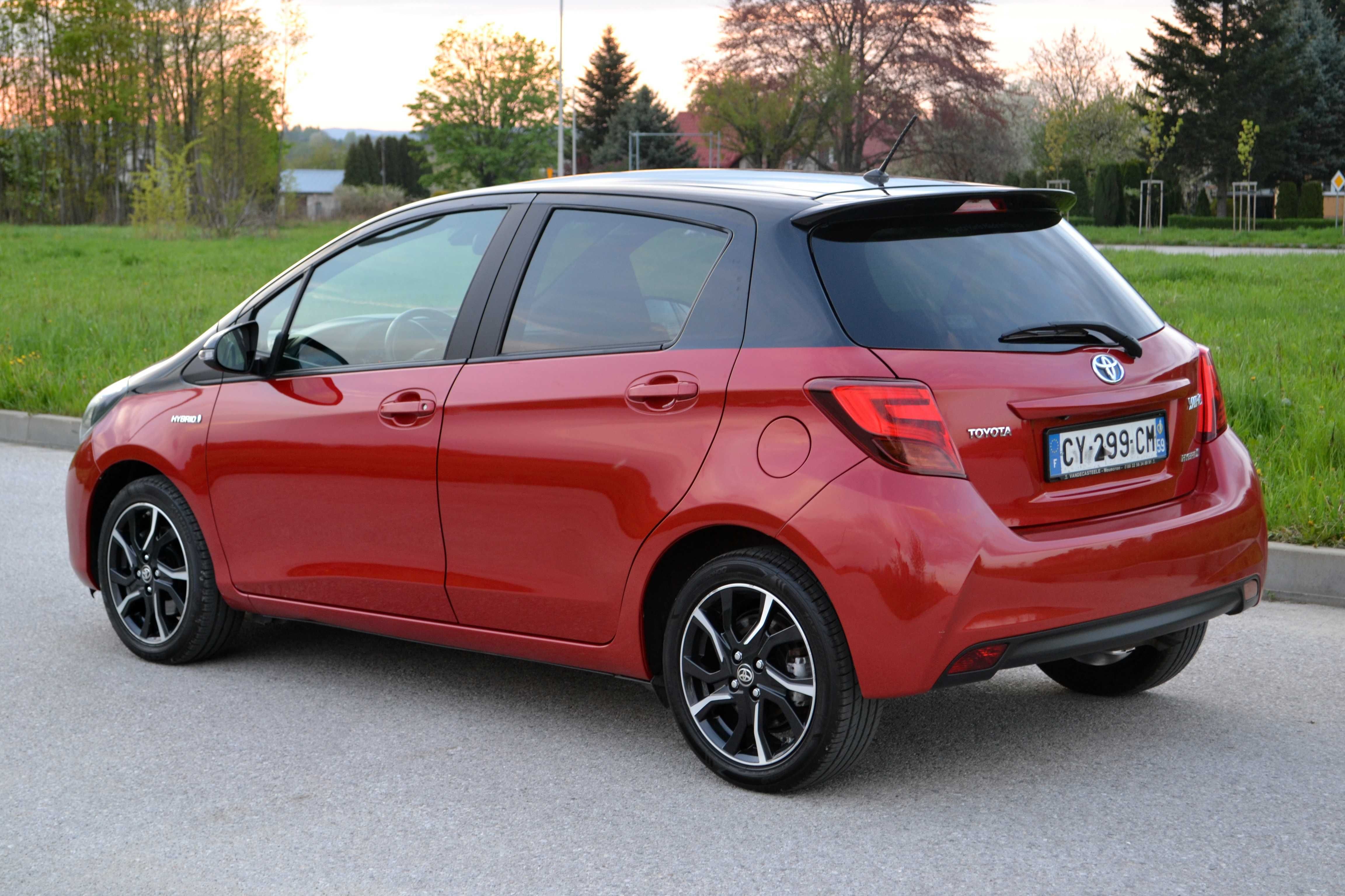 # Toyota Yaris III lift # 1.5 hybryda # 2016 #