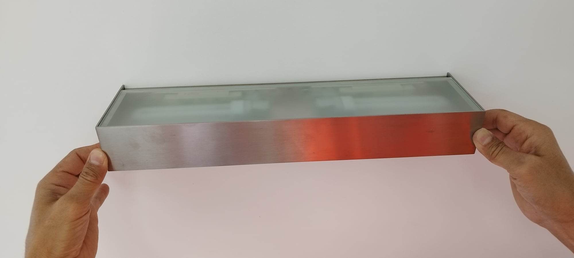 Candeeiro / Aplique aço inox e vidro para wc