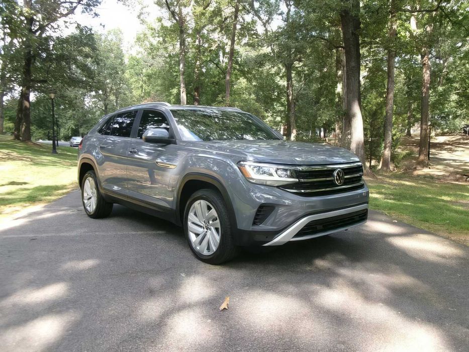 Volkswagen Atlas      2022