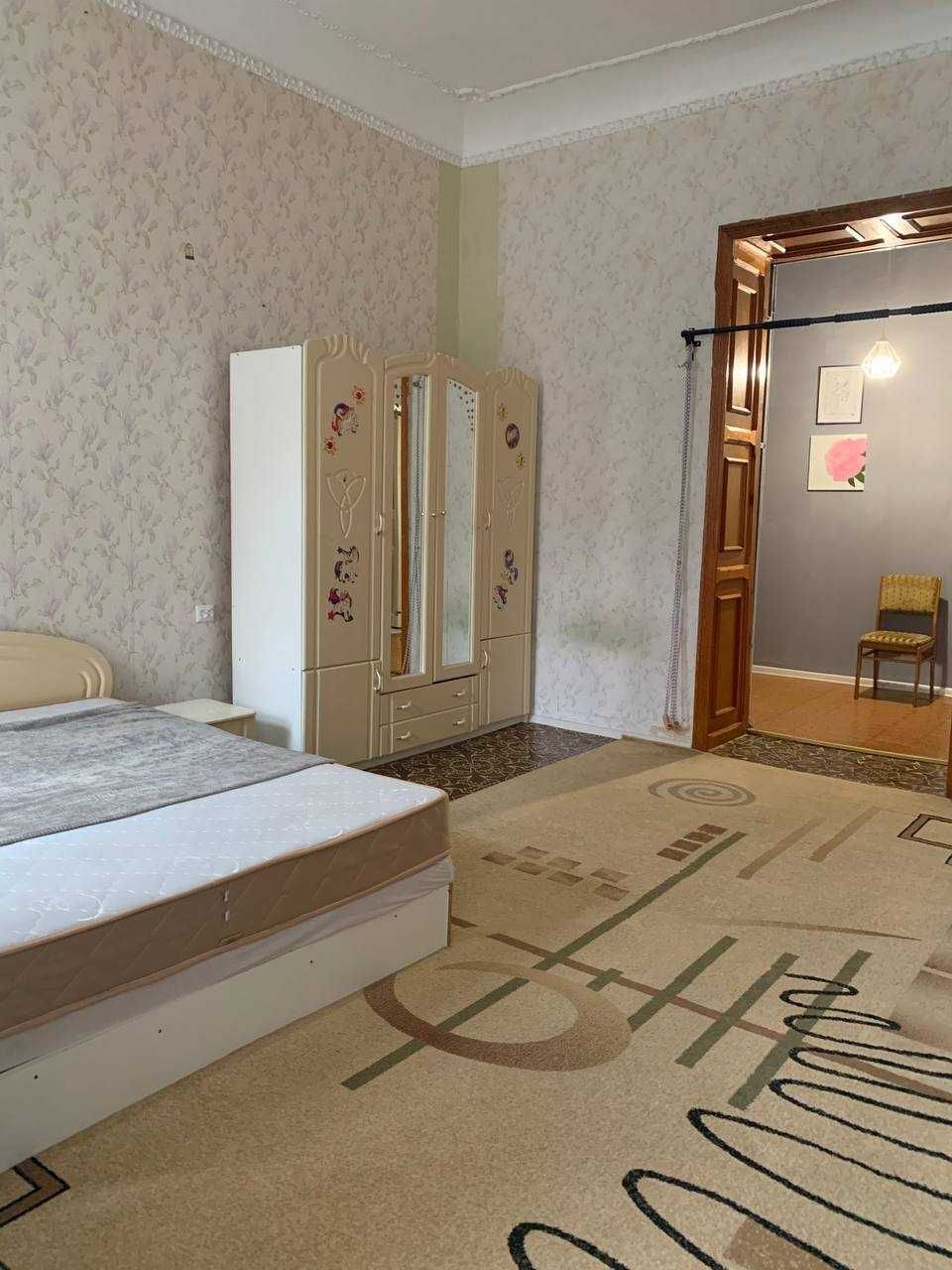 Продам 2 кімнатну квартиру в центрі Одеси !