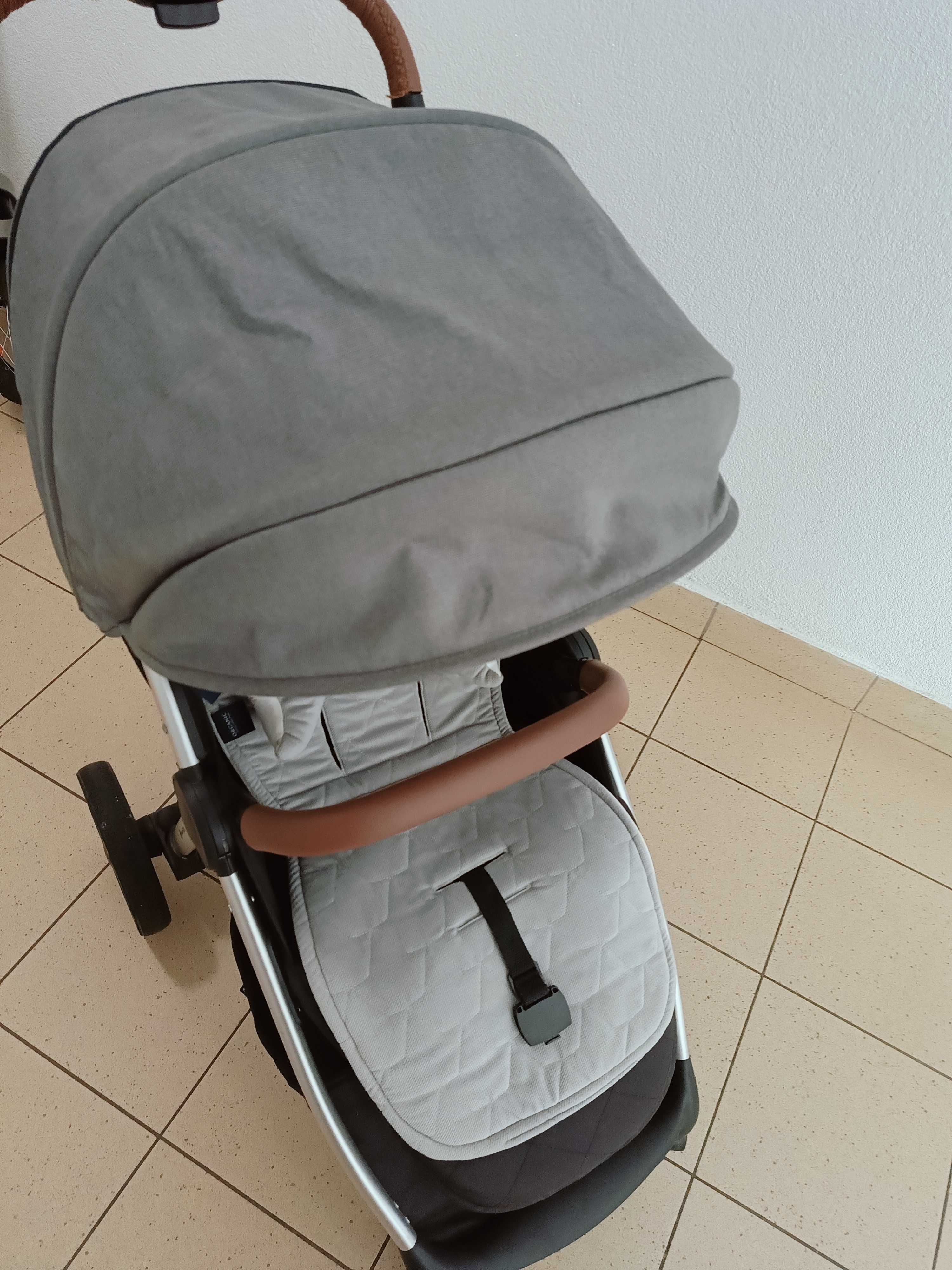 Wózek spacerowy Petit&Mars Royal