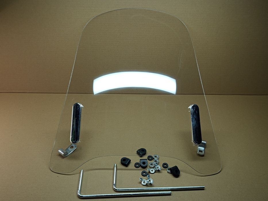 Вітрове скло мото велике (обтічник) 45.5х42см, товщина 2.8мм