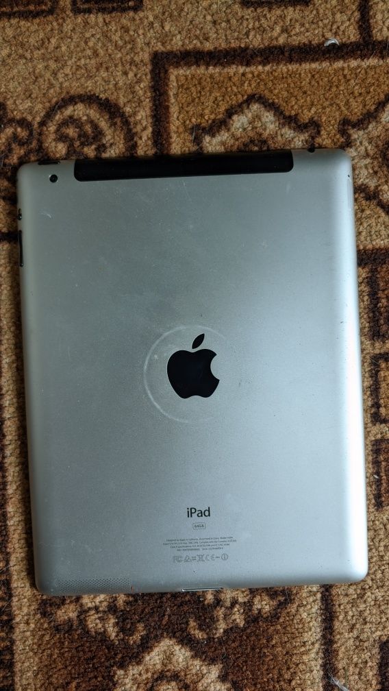 Продам планшет Ipad 2,версия на 64 gb,модель:A1396.