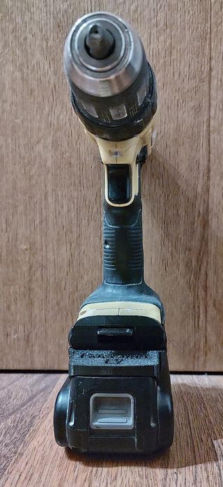 Adapter DeWalt XR18 na baterie Panasonic EY 14,4V 18V