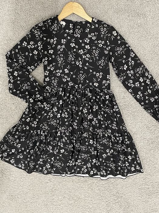 Сукня на дівчинку