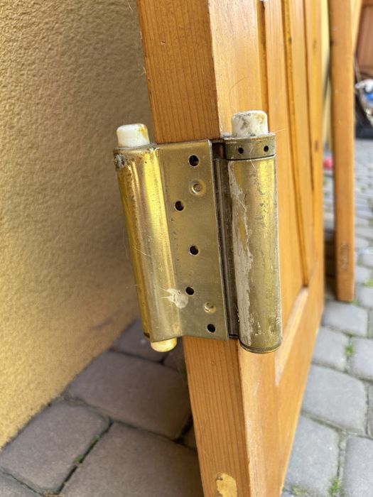 Двійні двері з масиву