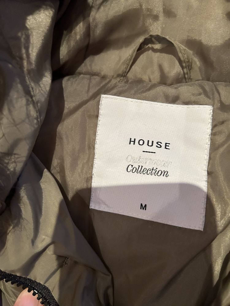 Зимова куртка House M