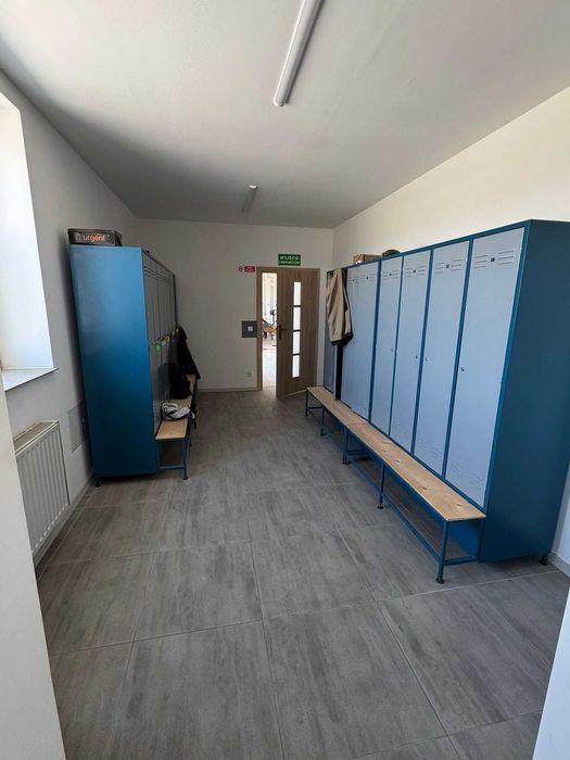 Hala/ Magazyn/ Obiekt z biurami oraz pomieszczeniami socjalnymi