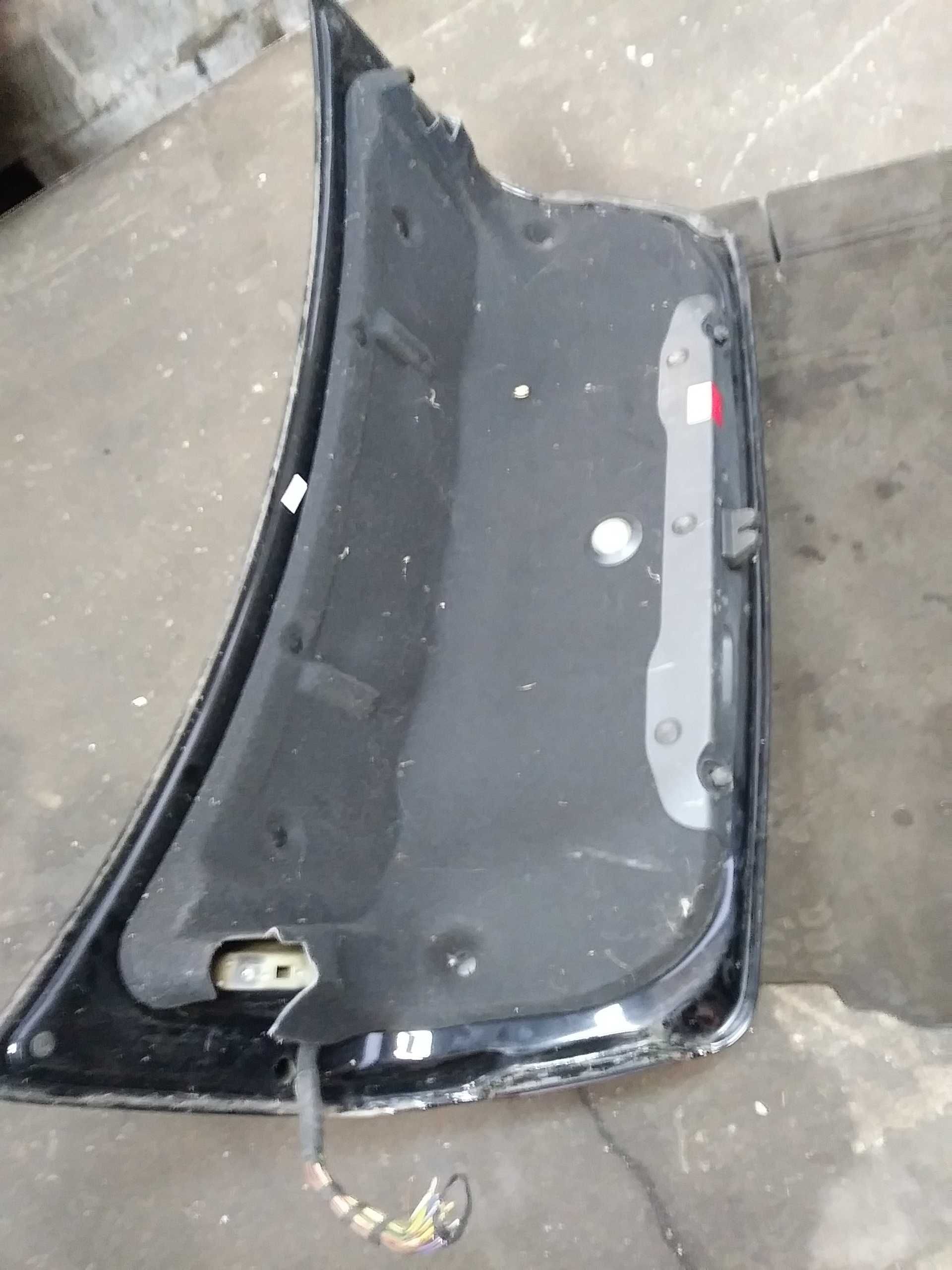 Mercedes E W207 Coupe lift 2014r klapa bagażnika goła uszkodzona