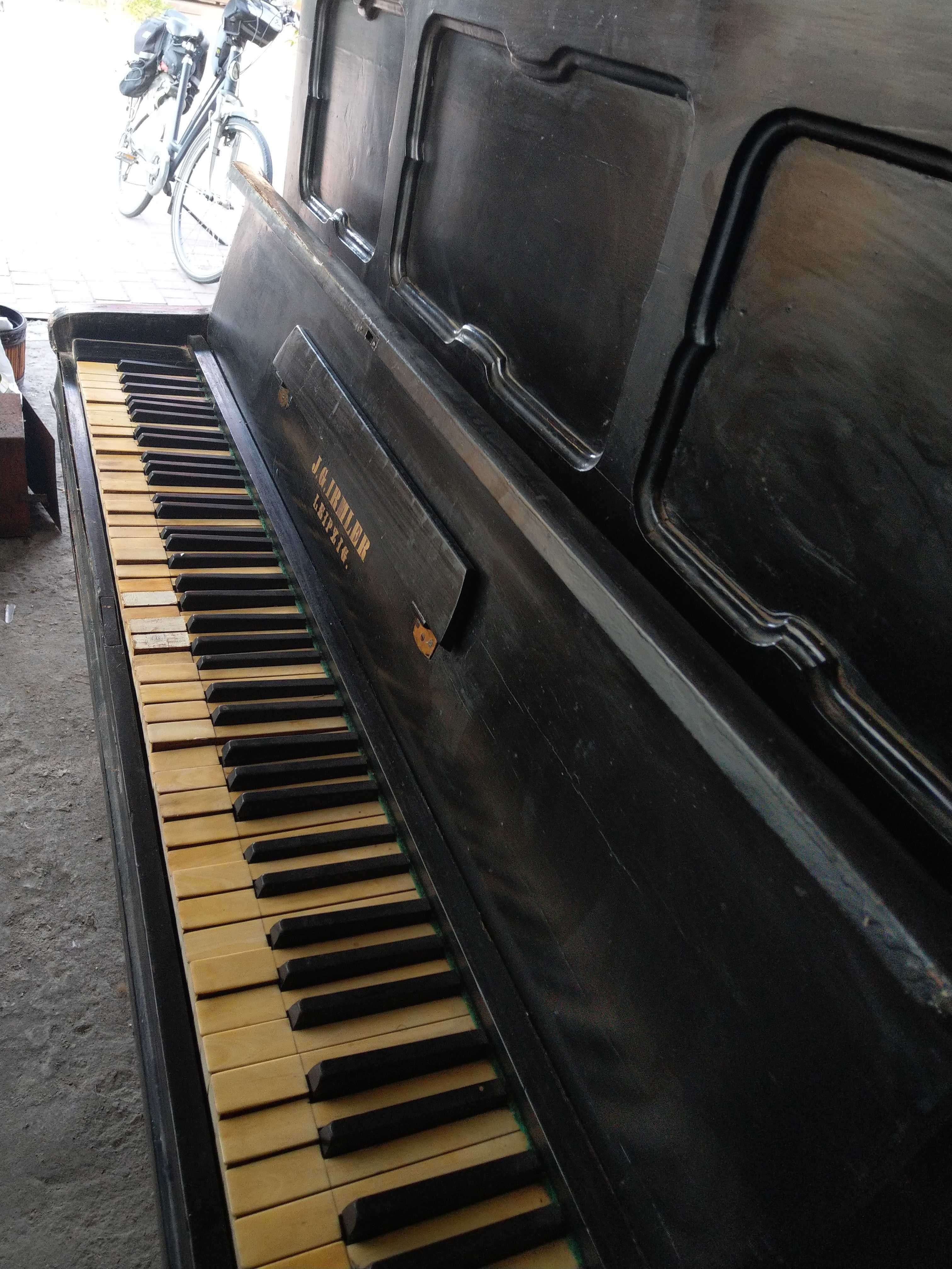 Sprzedam pianino