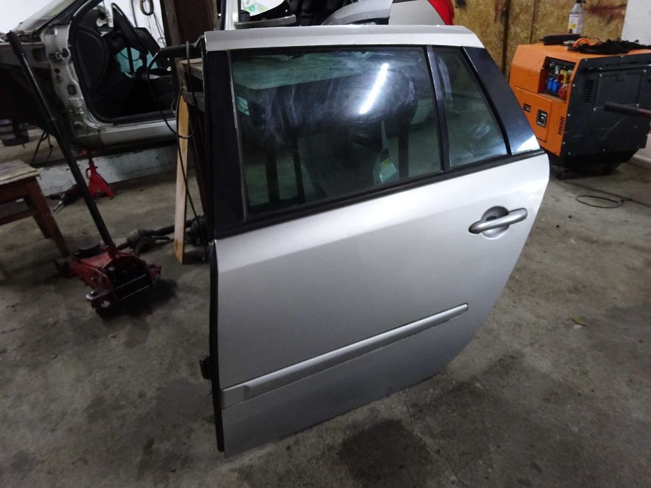 Drzwi lewe tylne lewy tył Renault Laguna 2 II Lift kombi TED69