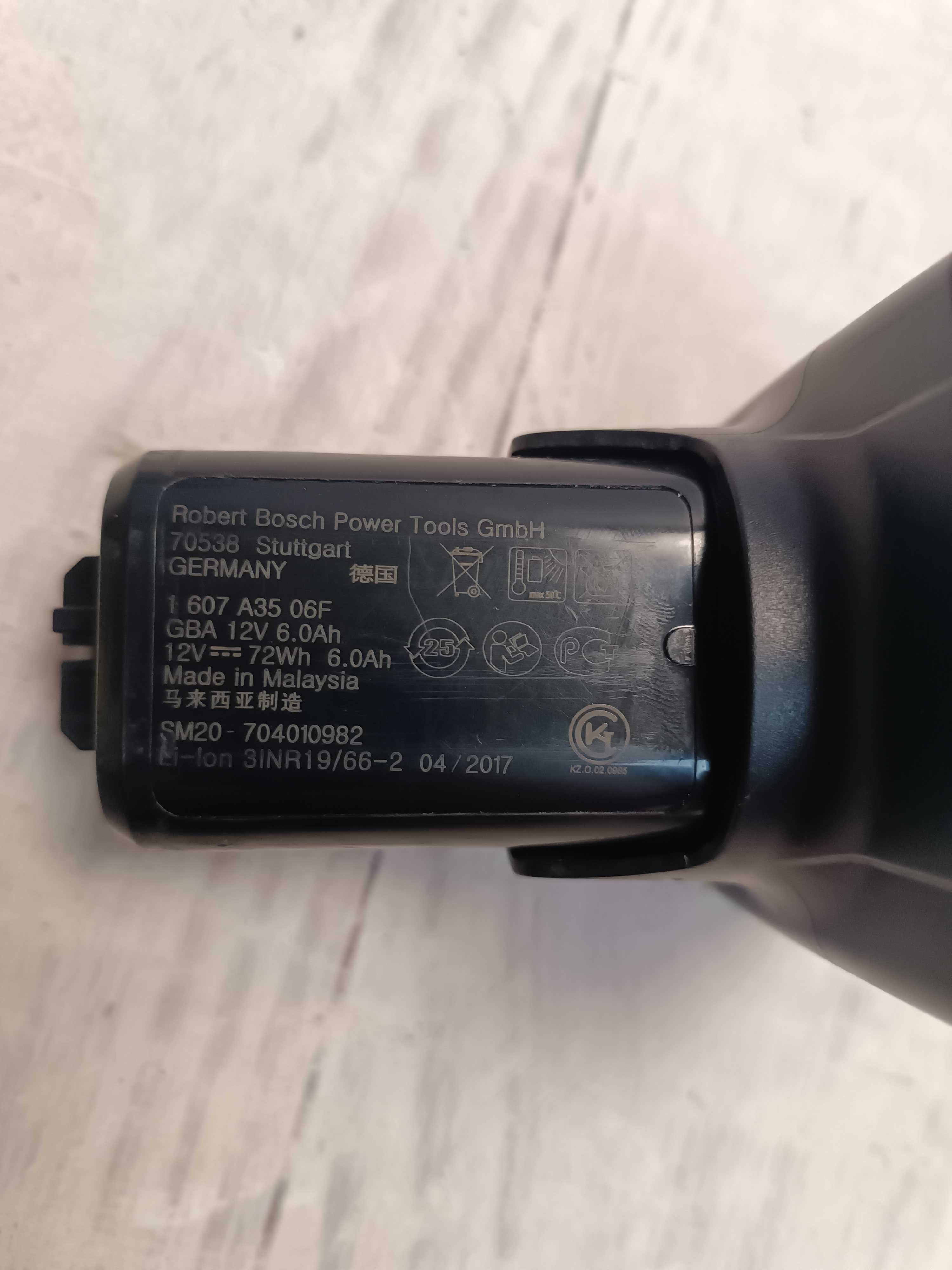 Акумулятор Bosch GBA 12 V 6,0 Ah Professional