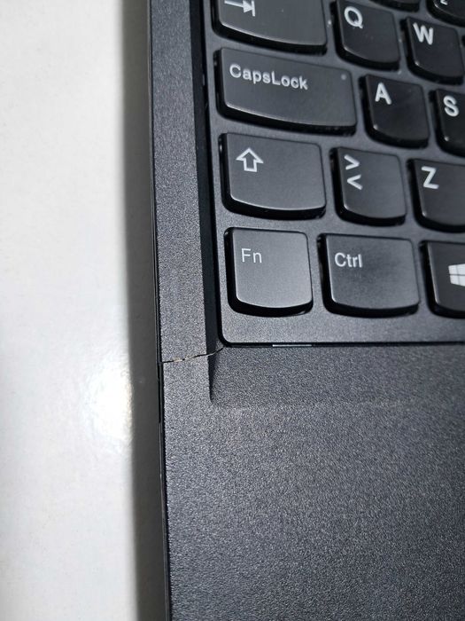 Portátil: ThinkPad L580 i7 • 16GB RAM – ótimo Estado