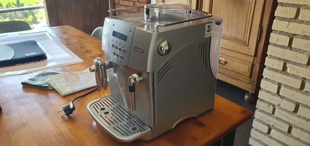 Ekspres do kawy saeco