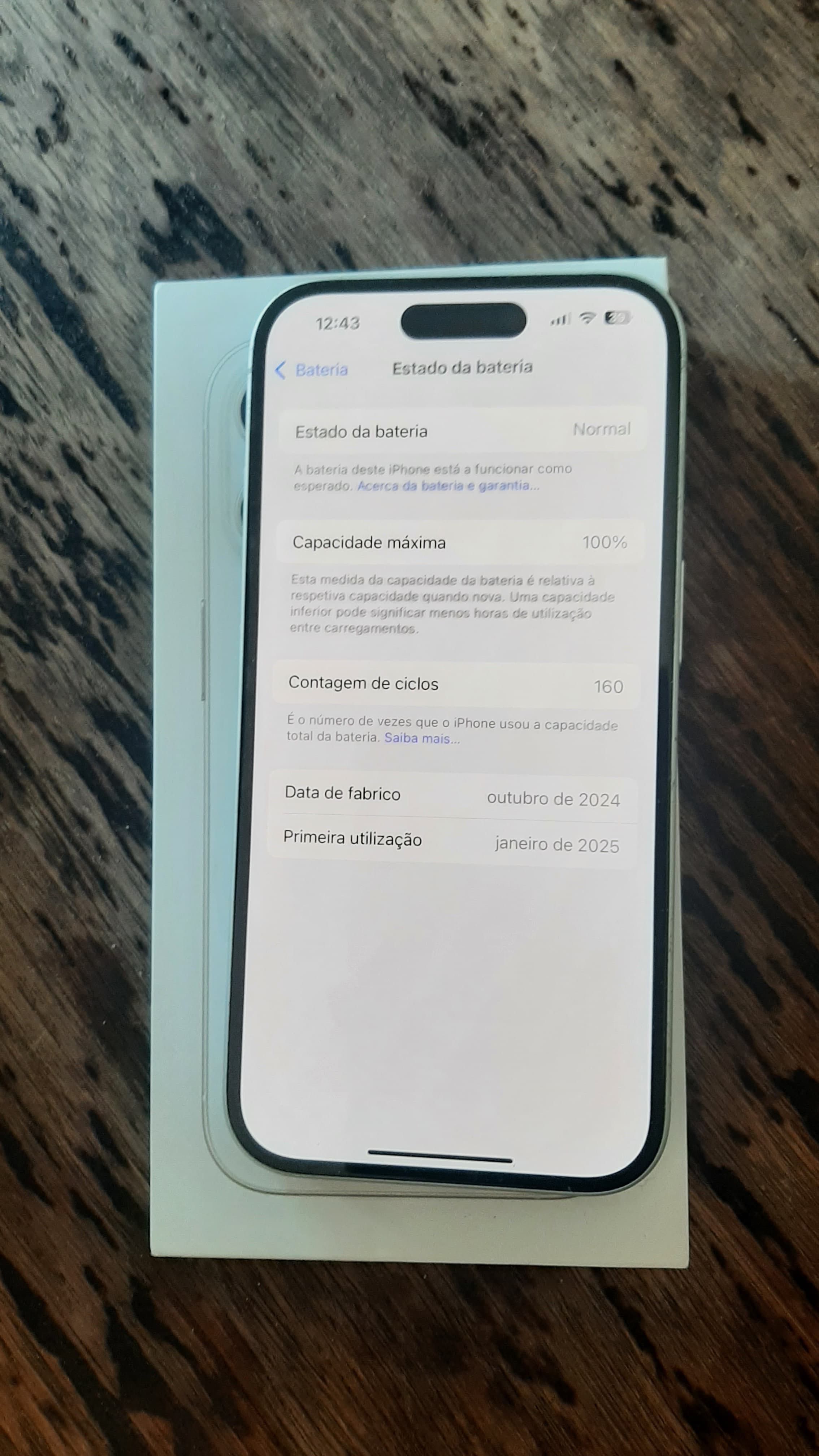 iPhone 16 impecável