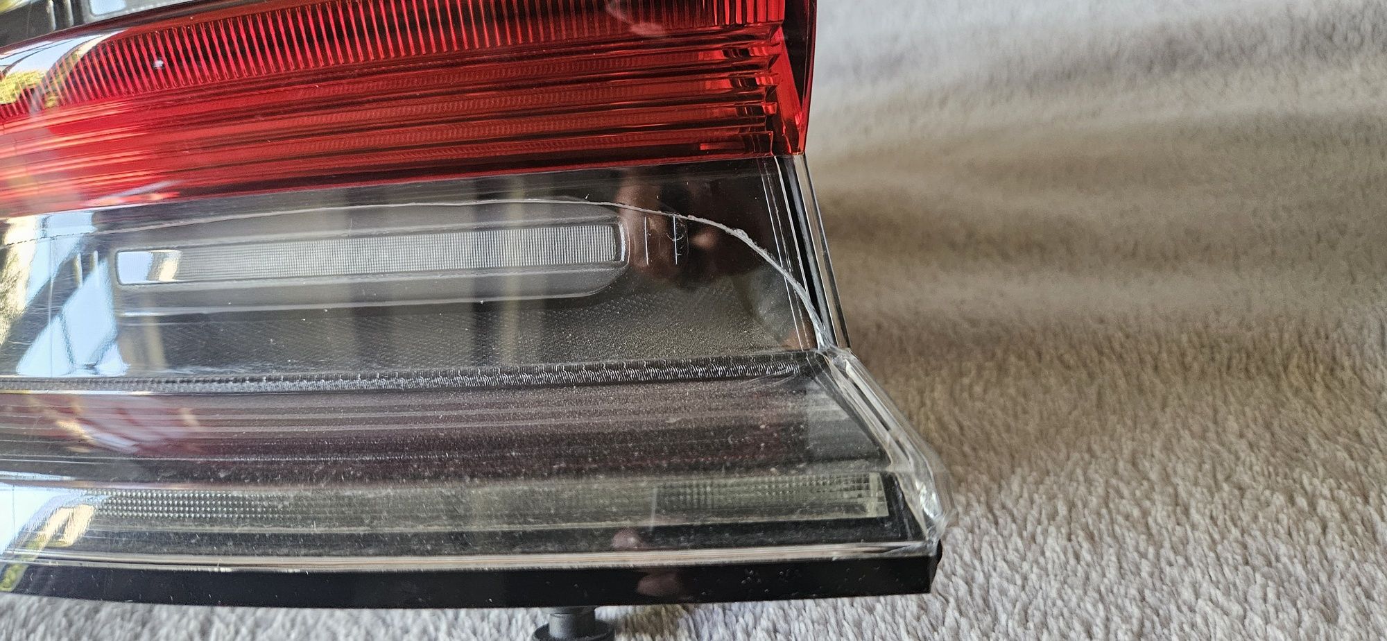 lampy led tył macan 2020, usa