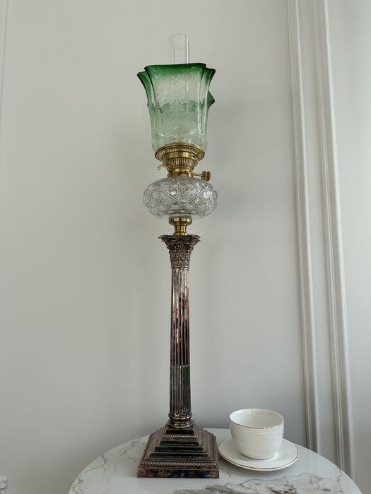 Викторианская старинная керосиновая лампа, Англия 19в
