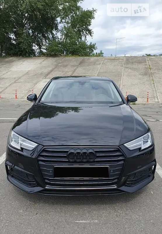 Audi A4 2017 Premium Black