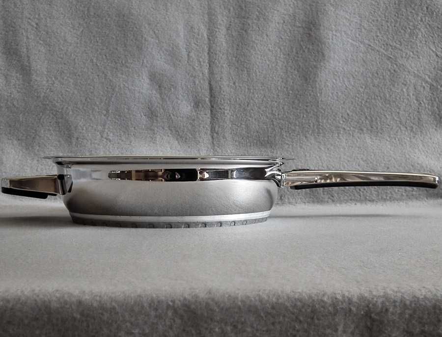 Belgijska patelnia stalowa BERGHOFF 24cm, do indukcji