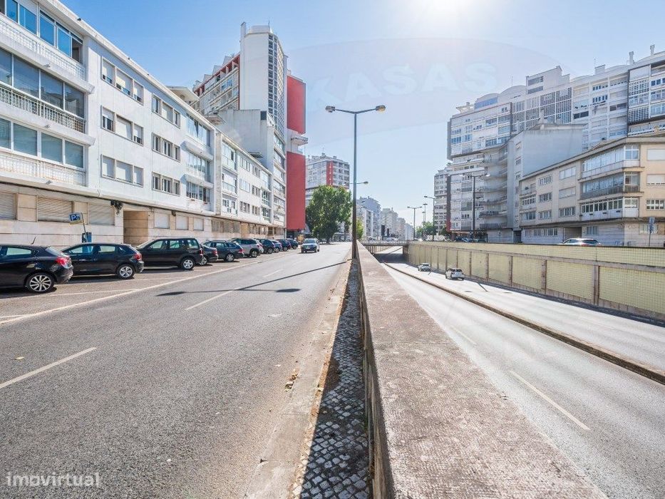 Venda de escritórios em Alvalade-Lisboa