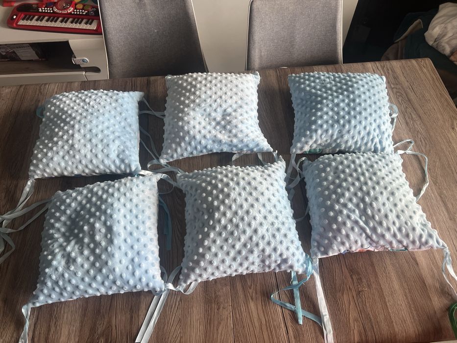 Kokon dwustronny dla niemowlaka + 6 poduszek do kompletu