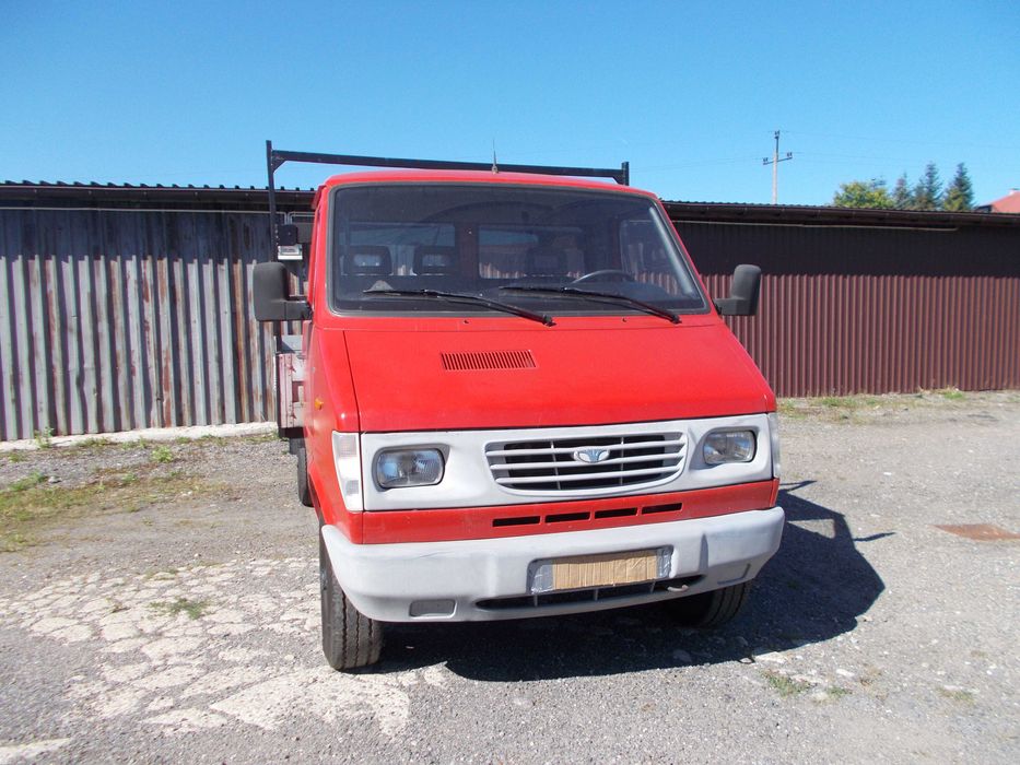 Daewoo - Lublin. 3,5 T. Skrzynia - 3,60 x 2,15. Turbo.  Ład - 1560 kg.