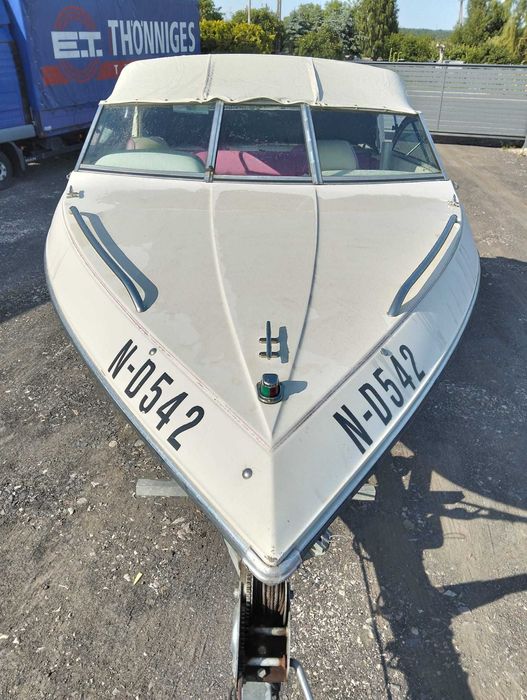 Łódź  Motorowa Stingray 537 ZPX Uszkodzony Silnik