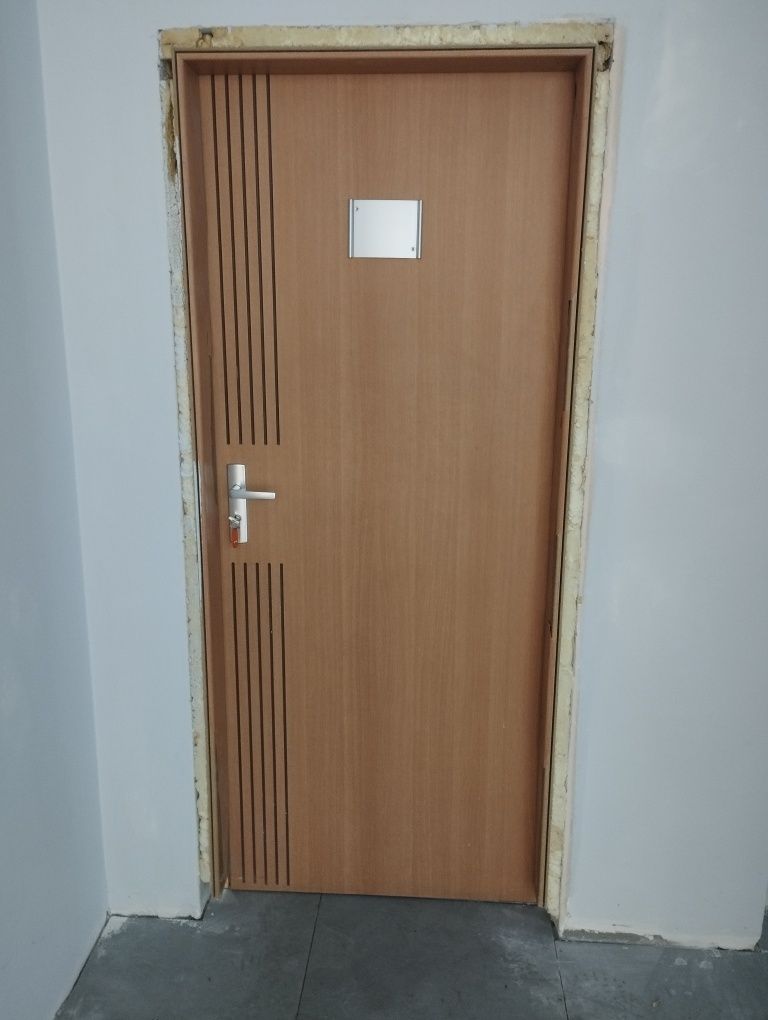 Skrzydła drzwiowe 80