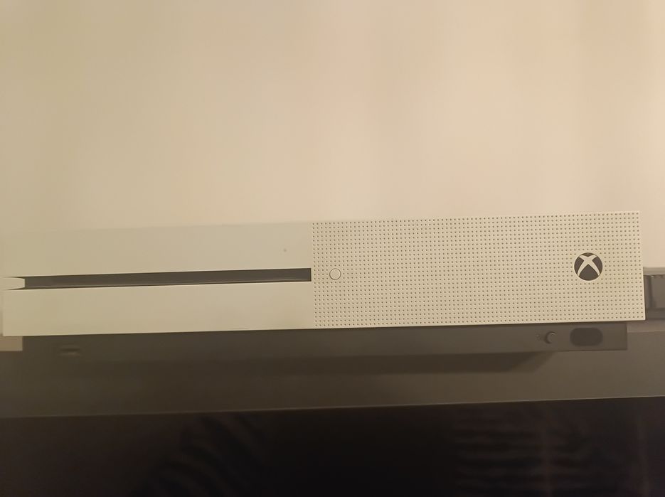Xbox One S plus 15 gier i dwa pady OKAZJA