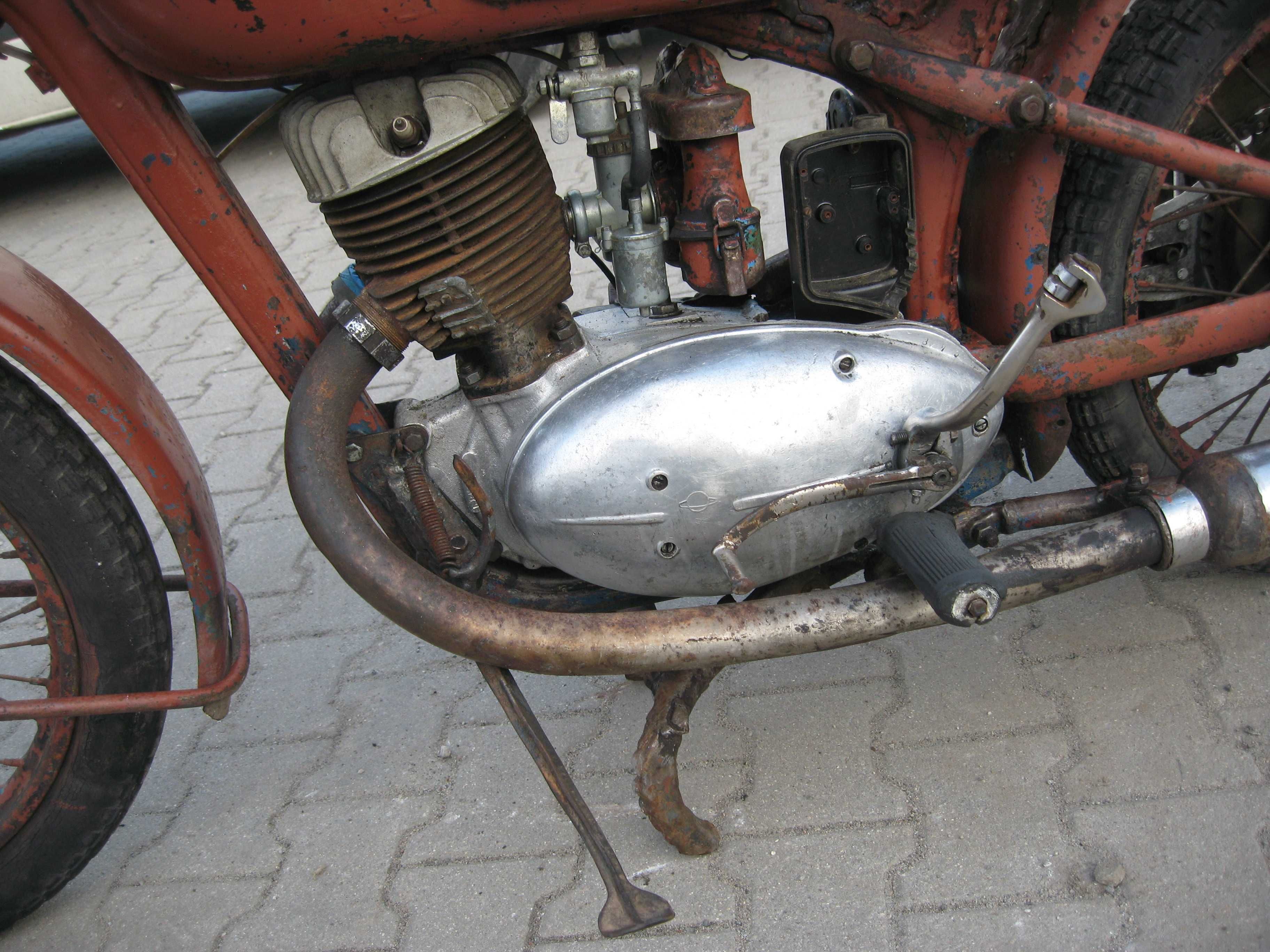 Iż 49 iz 49 dkw z dokumentami