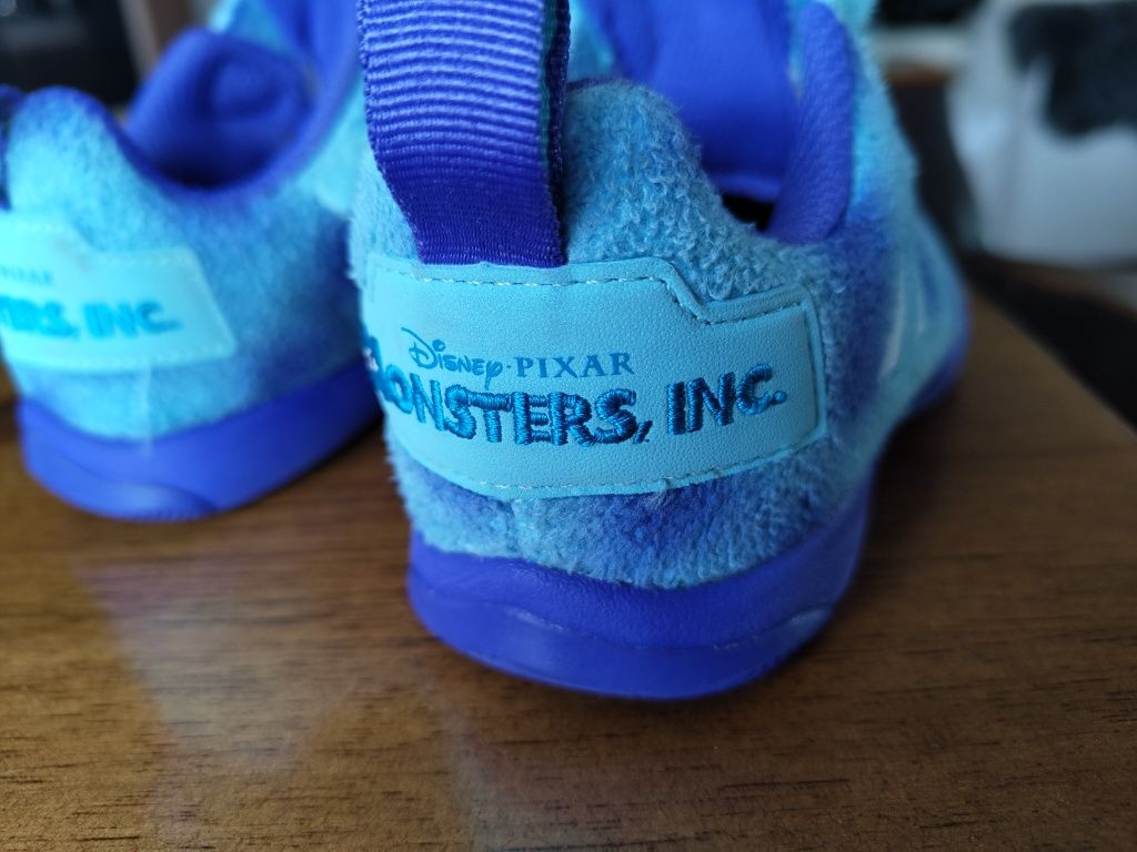 Sprzedam dziecięce buty Adidas Disney Pixar Potwory i Spółka rozm 25