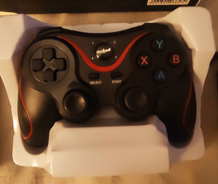 Comando Bluetooth compatível com : 
Android / IOS / PC / PS3