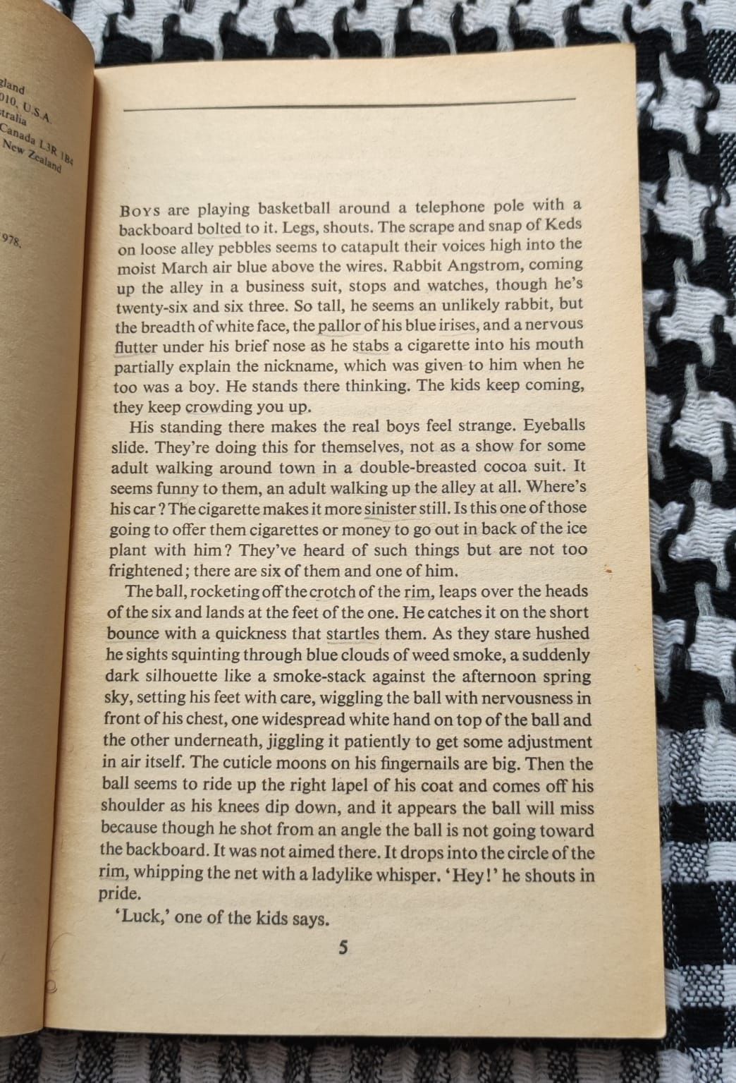 John Updike- Rabbit,run ( Penguin Books 1964)