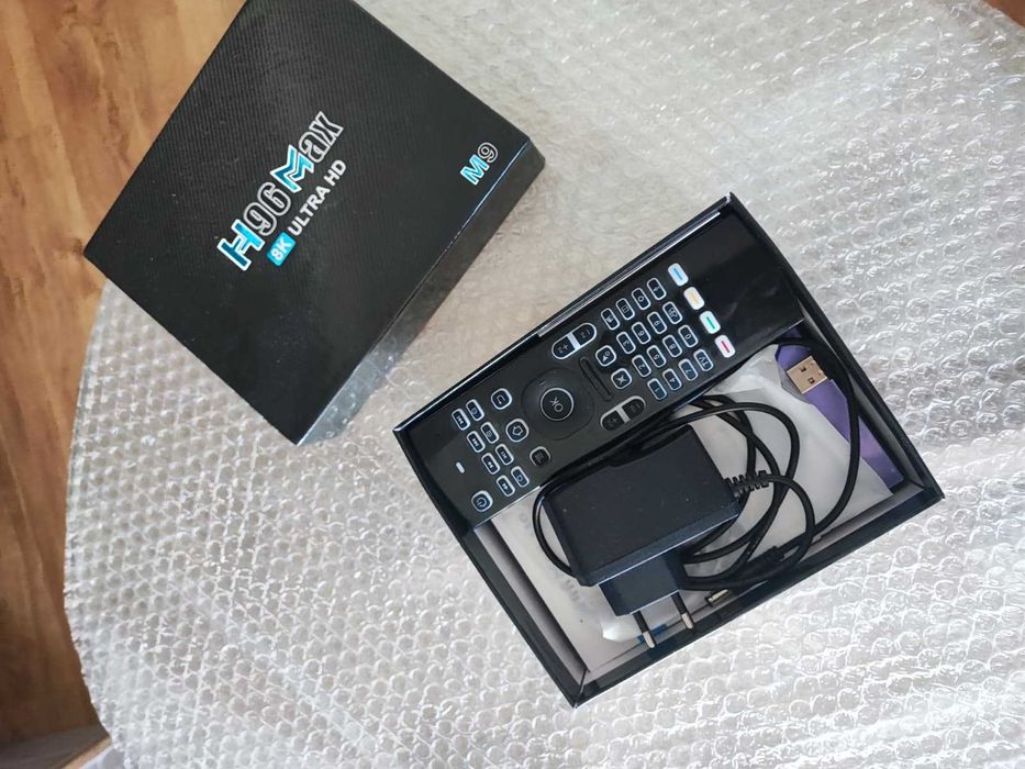 TV Box Android H96 MAX M9-8GB RAM 128 ROM WiFi 6 Android 14 8-core CPU