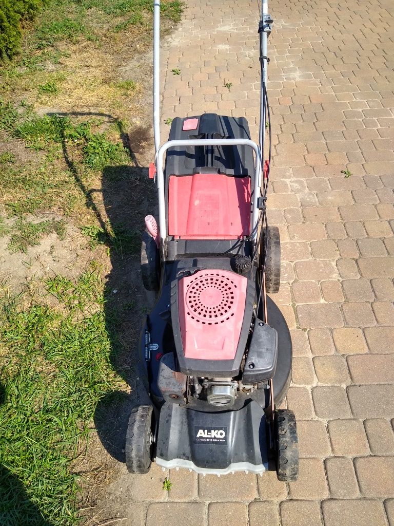 Kosiarka spalinowa z napędem alko